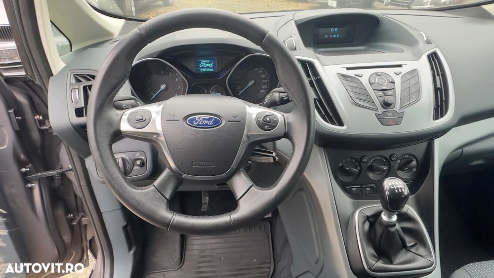 Ford C-Max - 25