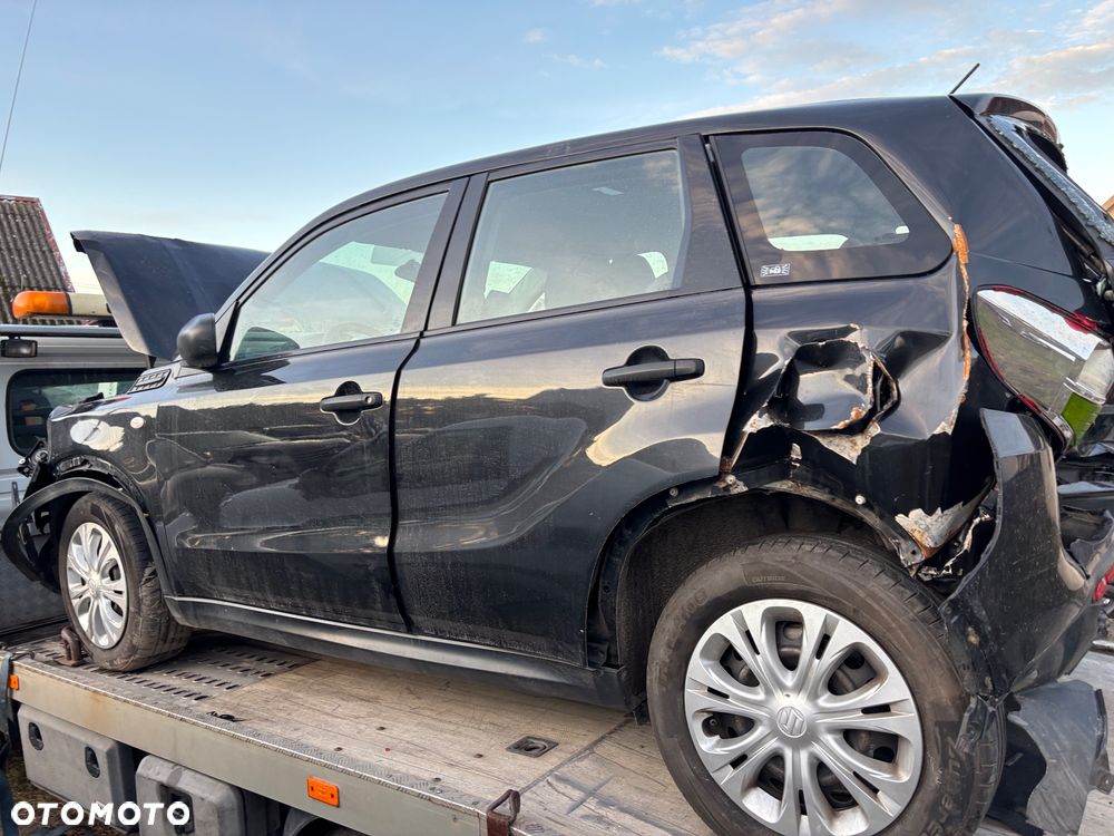 Suzuki Vitara 1.6 (4x2) Club - 18