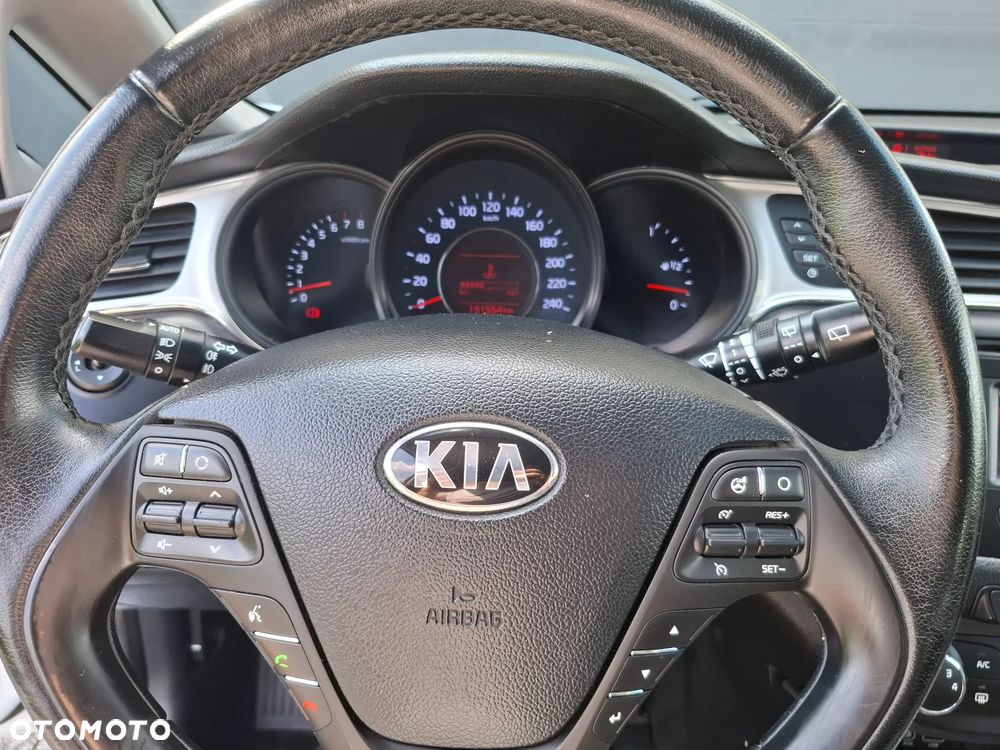 Kia Ceed 1.4 CVVT Attract plus - 23