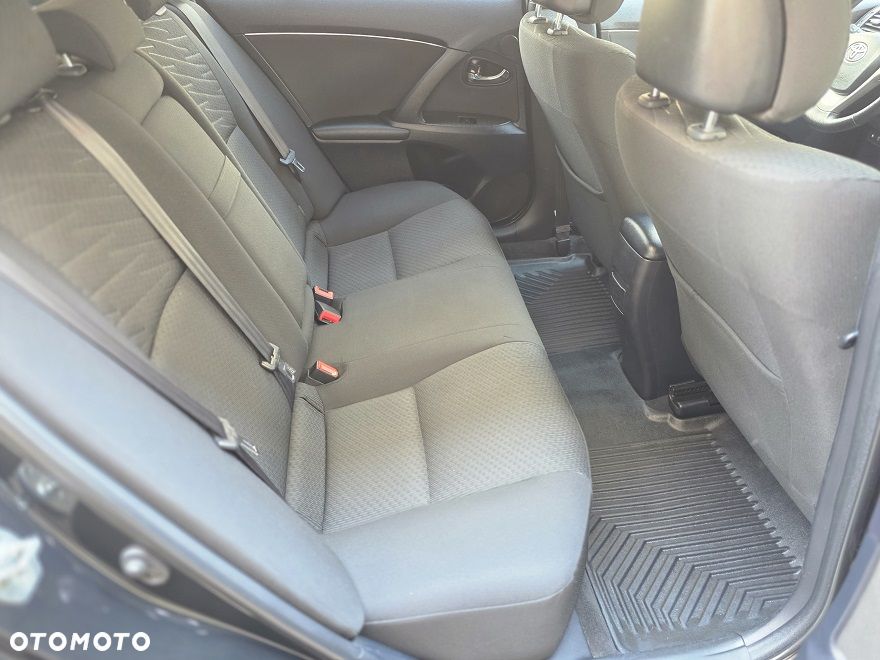 Toyota Avensis 2.0 D-4D Platinium - 17