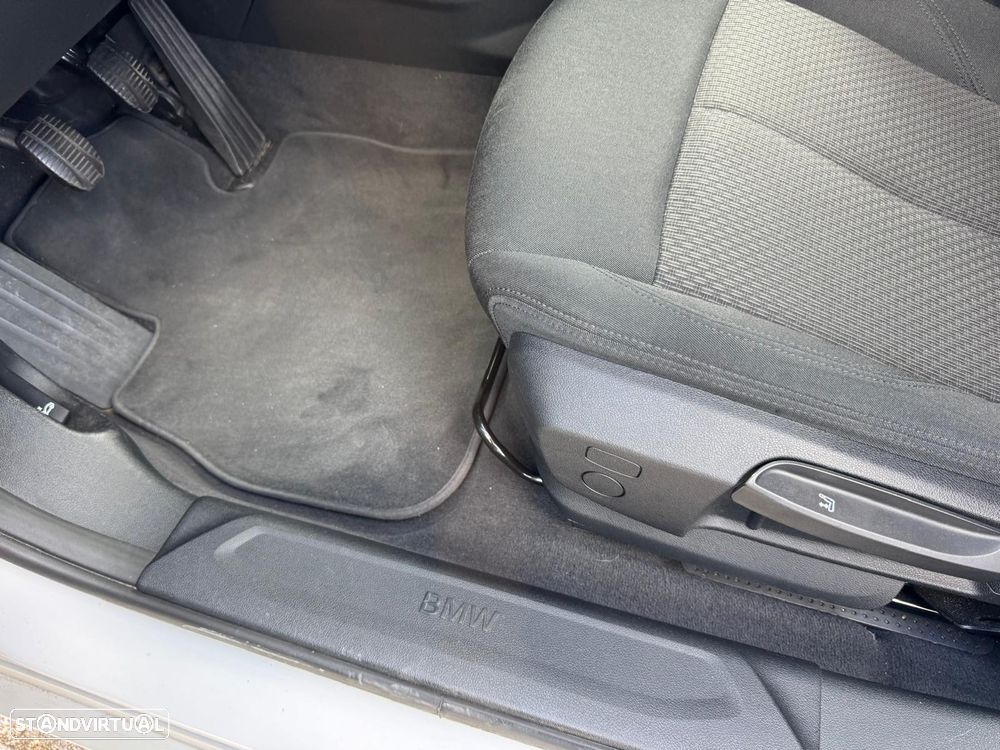 BMW 116 i Advantage - 11