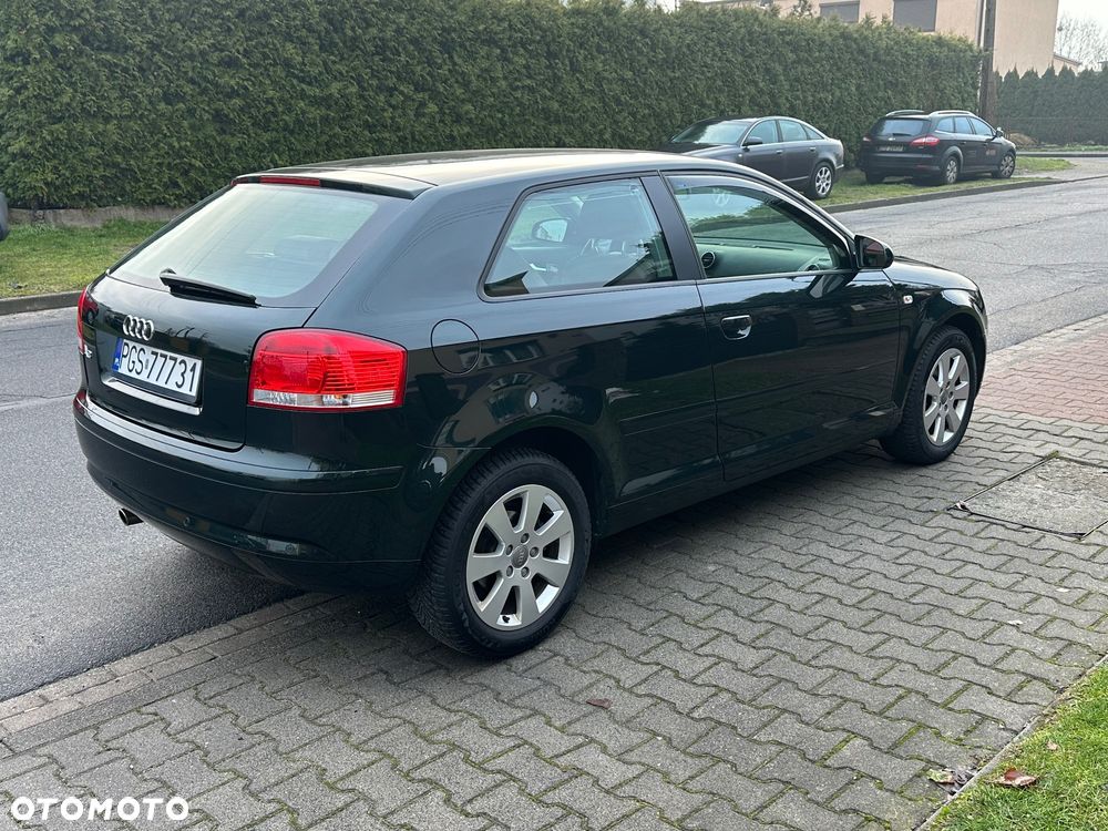 Audi A3 3-drzwiowe 1.6 Ambition - 3