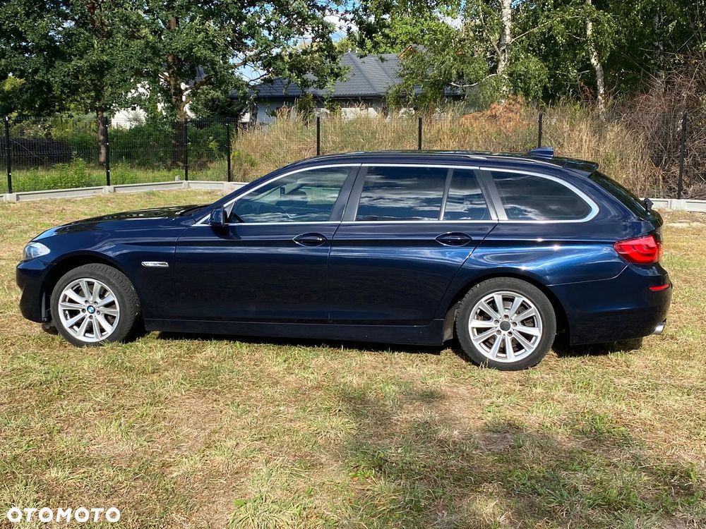 BMW Seria 5 520d Touring Sport-Aut - 6