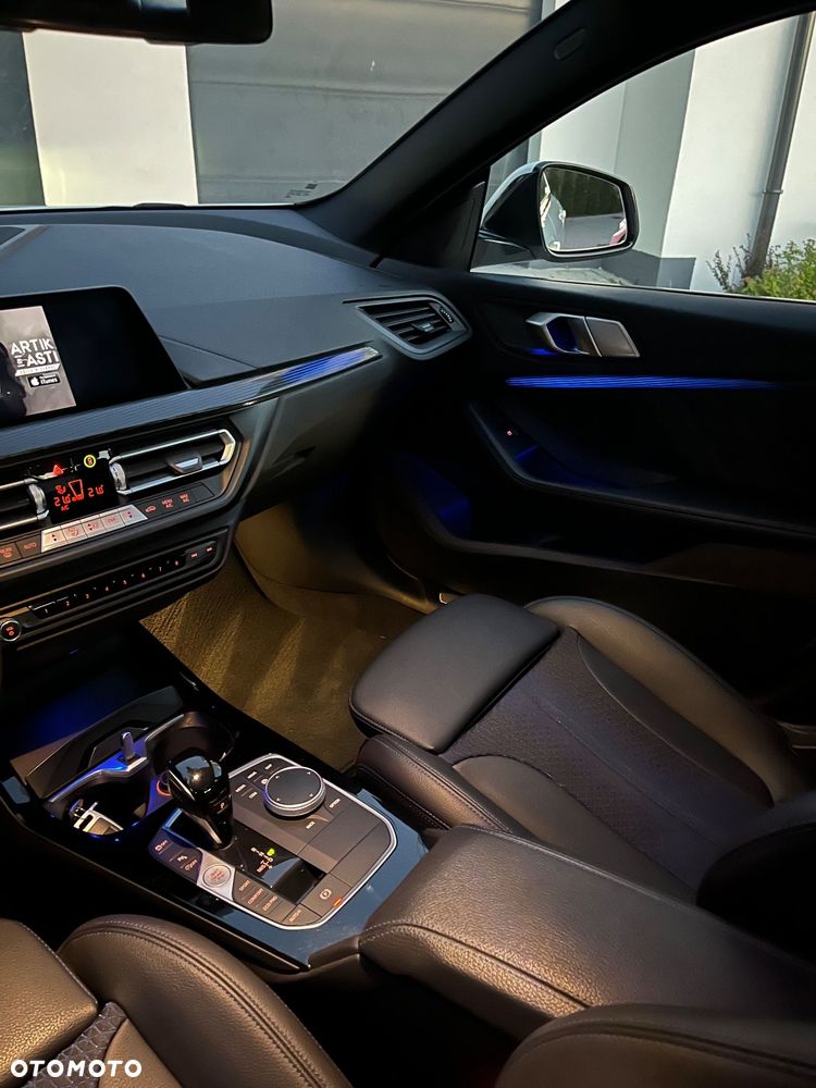 BMW Seria 2 218i M Sport - 8