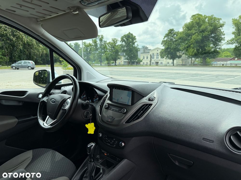 Ford Tourneo Courier 1.5 TDCi Trend - 22