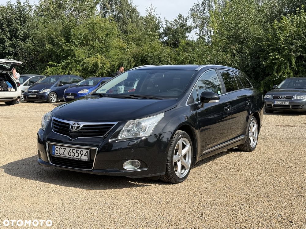 Toyota Avensis - 2