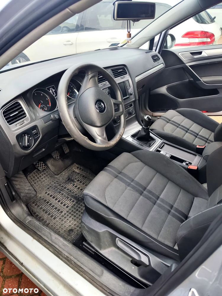 Volkswagen Golf VII 1.6 TDI BlueMotion Trendline - 7