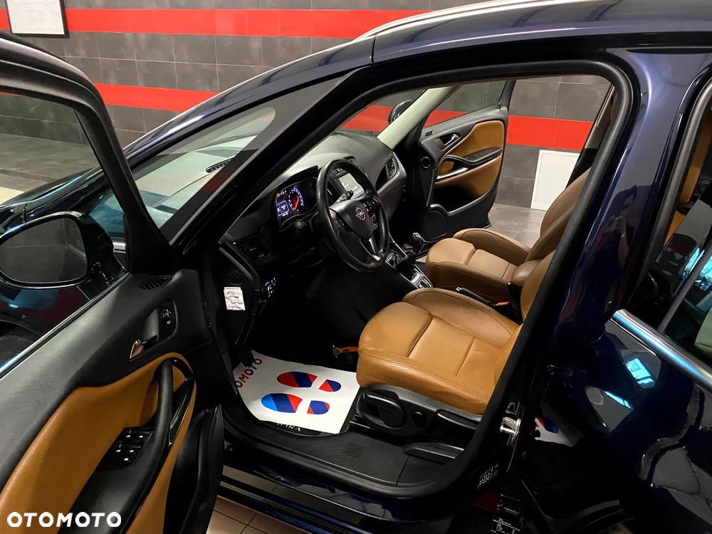 Opel Zafira 1.4 T Cosmo - 15