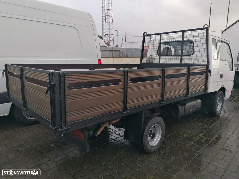 Kia K2700 King Kab - 4