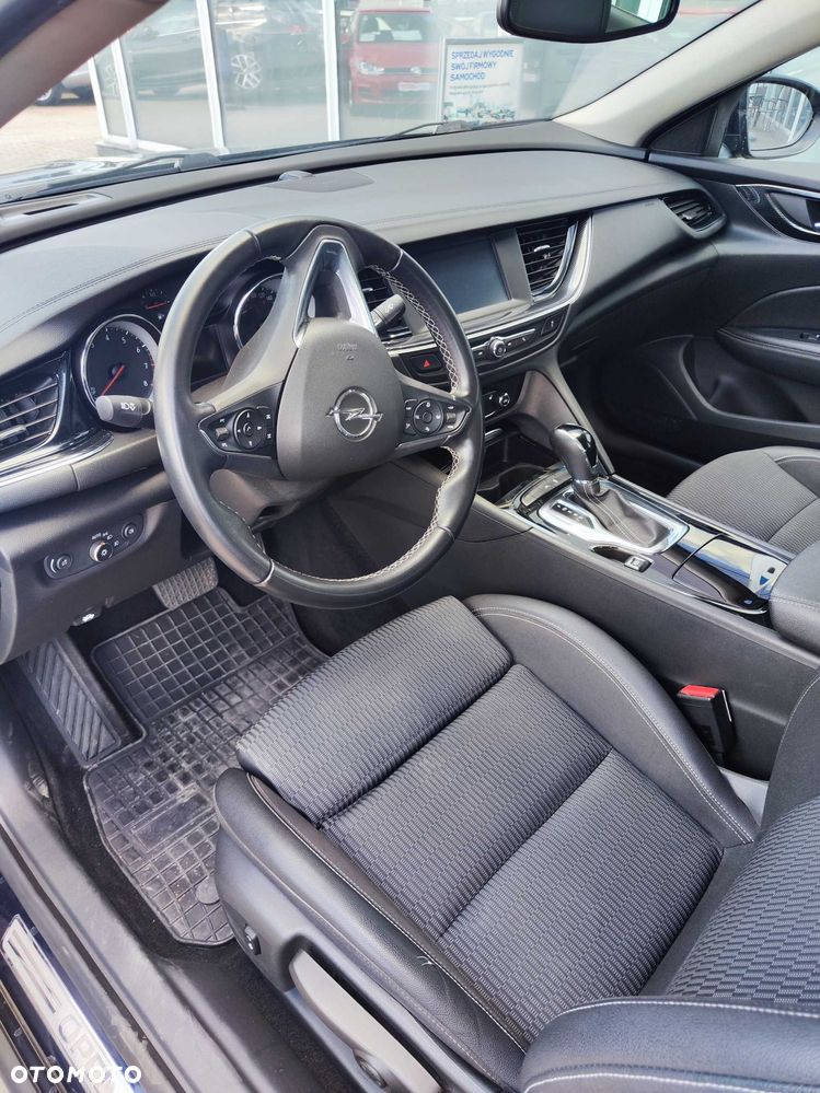 Opel Insignia - 8