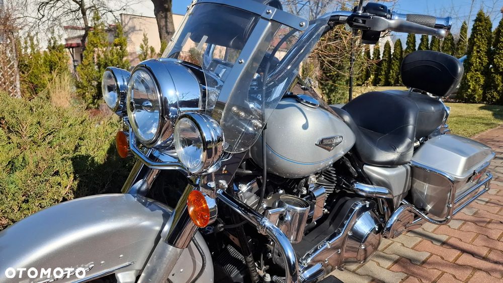 Harley-Davidson Touring Road King - 20