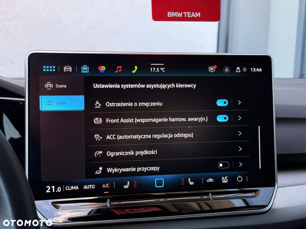 Volkswagen Golf 1.5 TSI Special Edition - 41