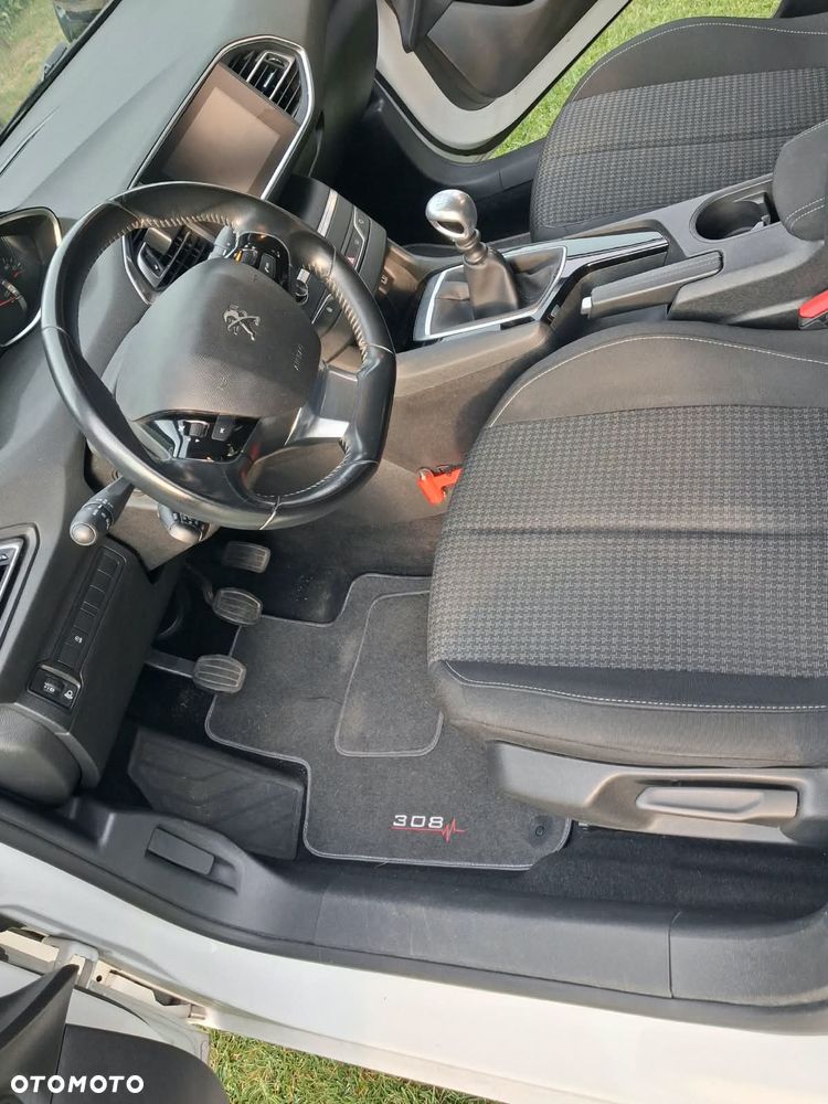 Peugeot 308 1.5 BlueHDi Access S&S - 10