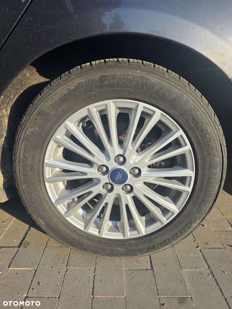 Ford Galaxy - 25