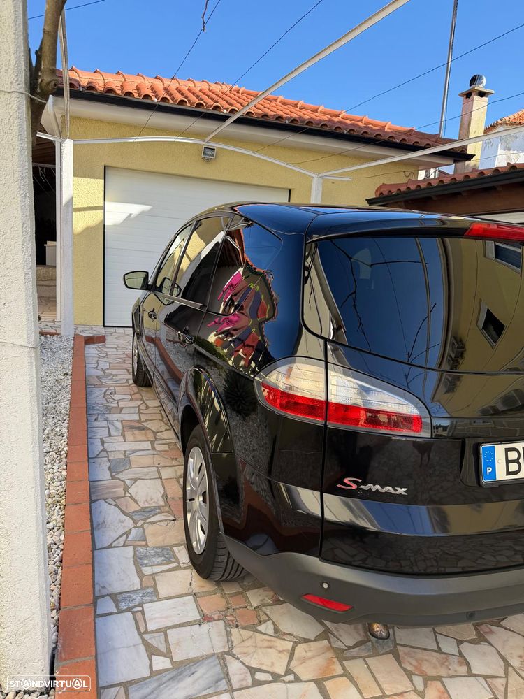 Ford S-Max - 14
