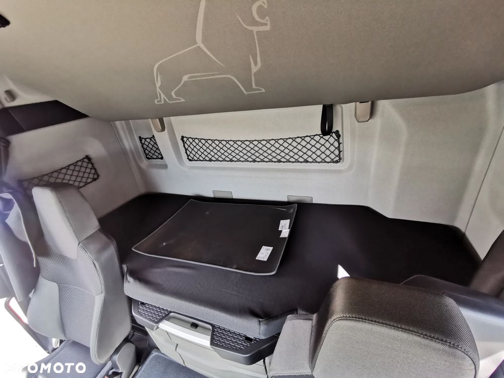 MAN MAN TGL 12.250 4x2 BL CH - 17