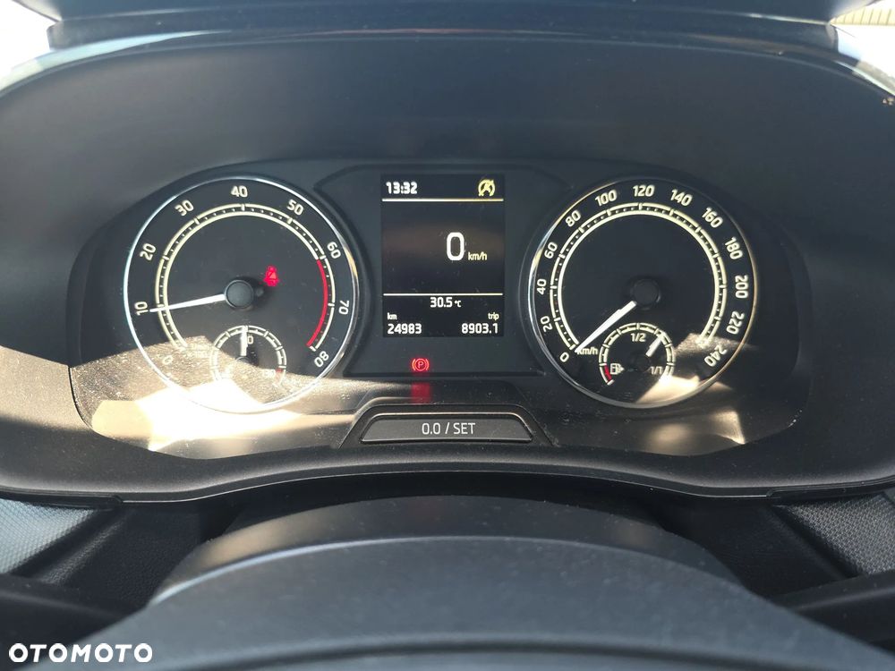 Skoda Fabia 1.0 TSI Active - 21