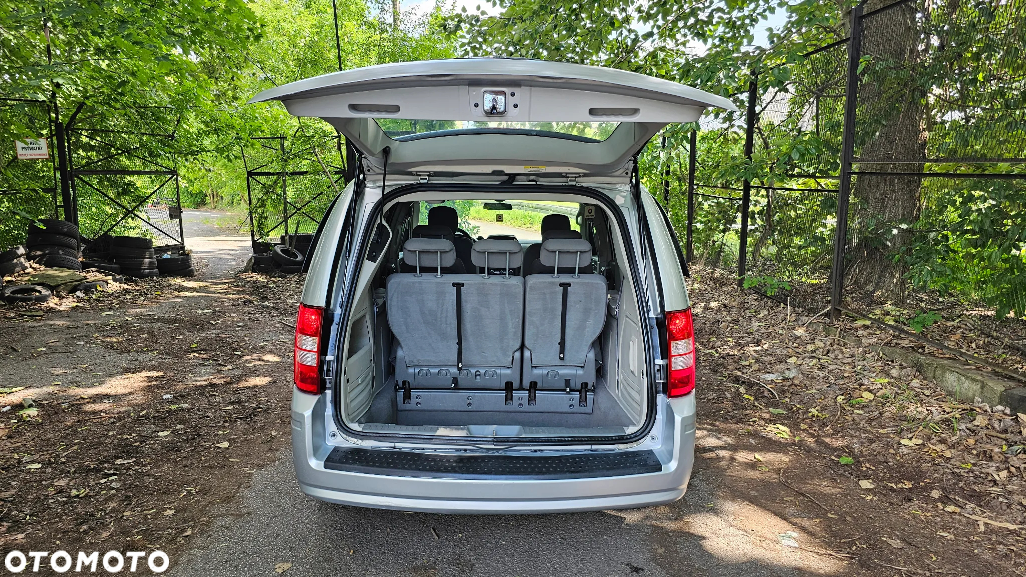 Chrysler Town & Country 3.8 Touring - 11