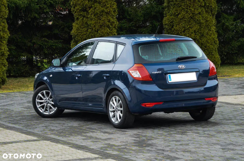 Kia Ceed Cee'd 1.6 Comfort - 18