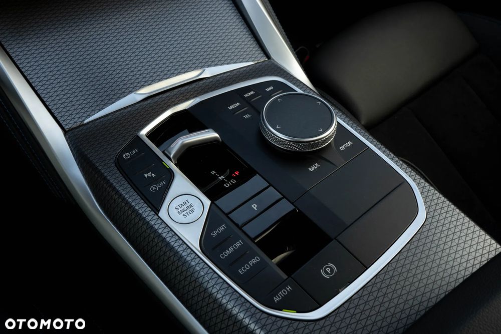 BMW Seria 2 220i M Sport sport - 23