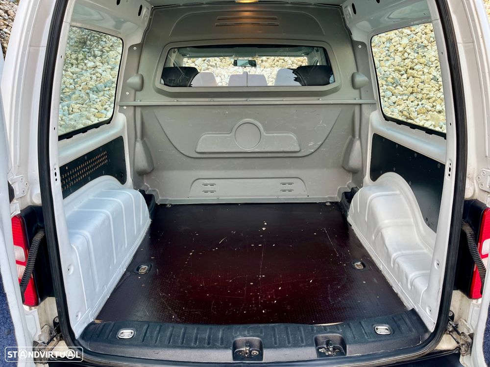 VW Caddy Maxi 1.6 TDi Blue.Trendline - 18