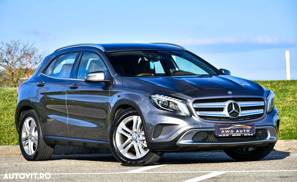 Mercedes-Benz GLA 220 d 4MATIC 7G-DCT Urban - 3