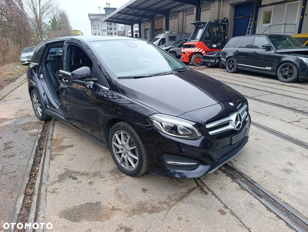 Mercedes-Benz Klasa B 250 4Matic 7G-DCT - 5