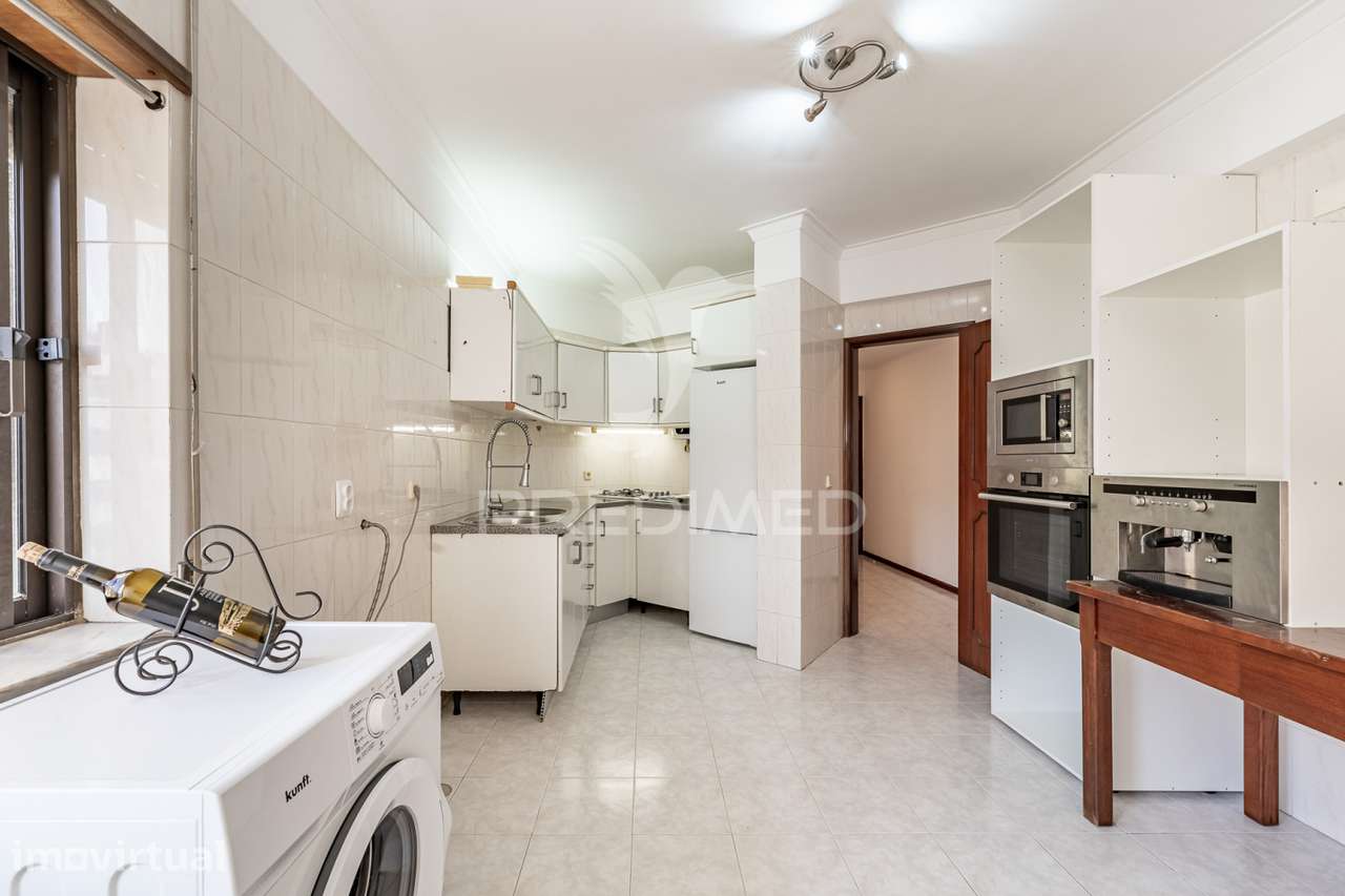 T2 Duplex Bem Localizado, na Baixa da Banheira - Grande imagem: 3/20