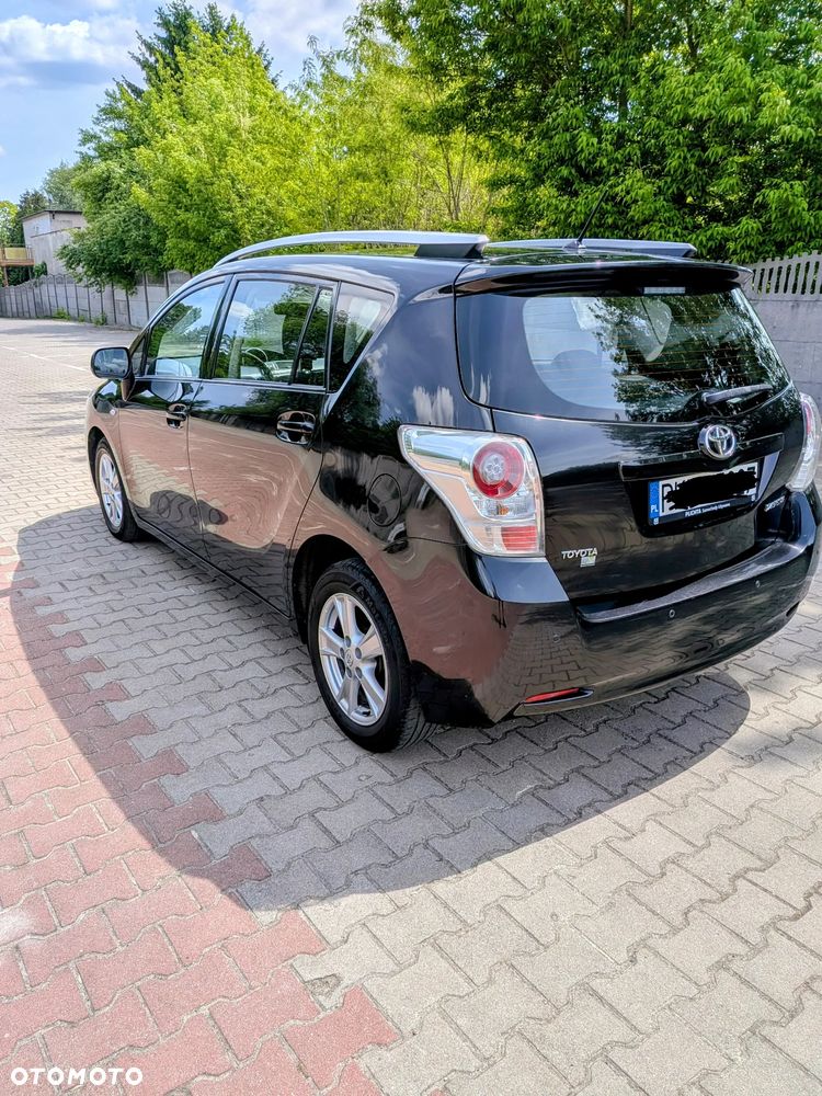 Toyota Verso - 7