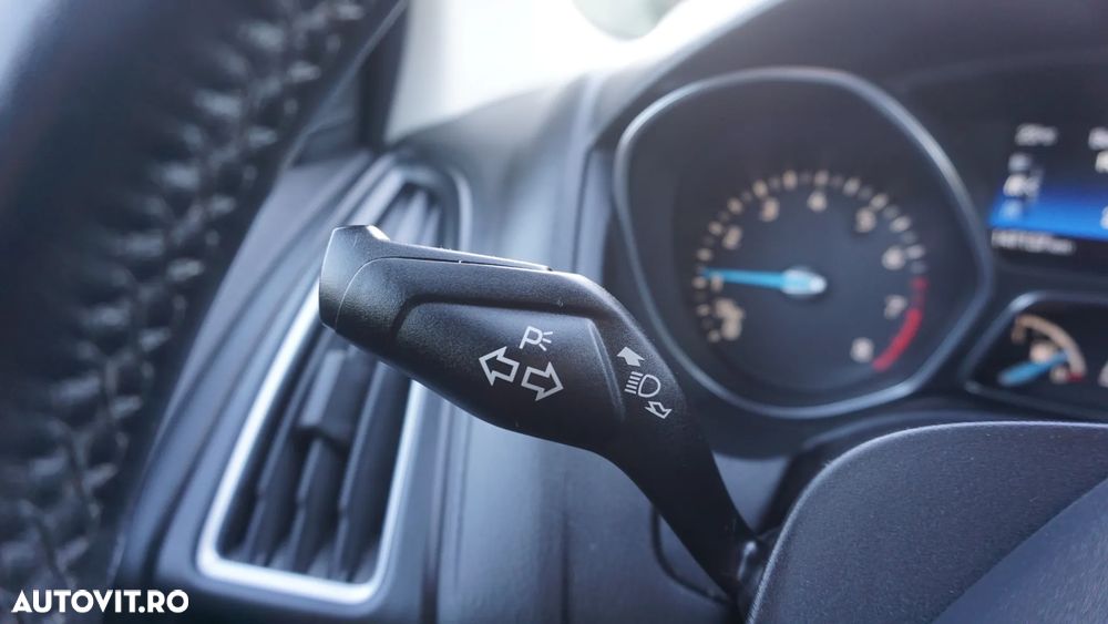 Ford Focus - 20