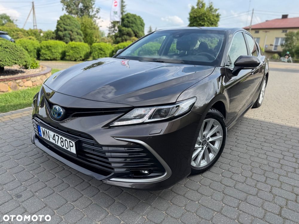 Toyota Camry 2.5 Hybrid Comfort CVT - 1