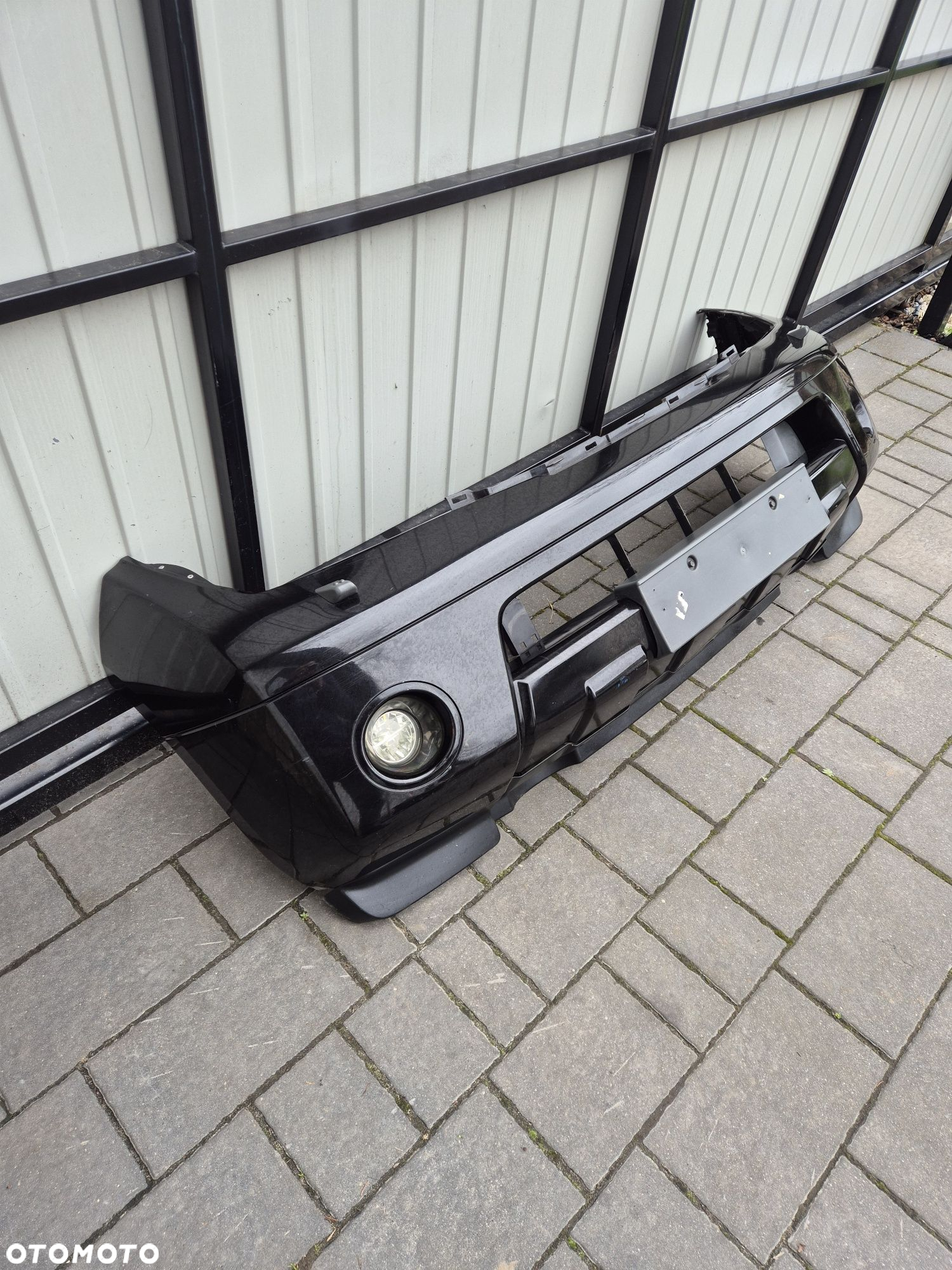 Zderzak przód przedni nissan Navara rok 09 kod lak GN0 spryski - 2