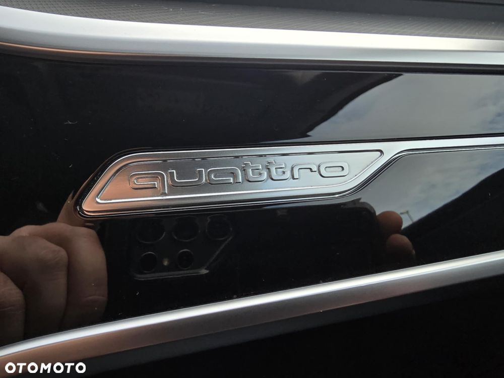 Audi A6 Avant 40 TDI quattro S tronic sport - 37