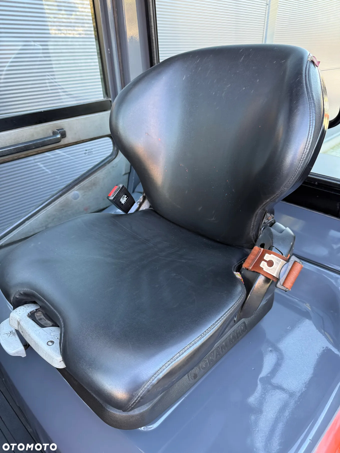 Toyota 02-8FDF30 - 8