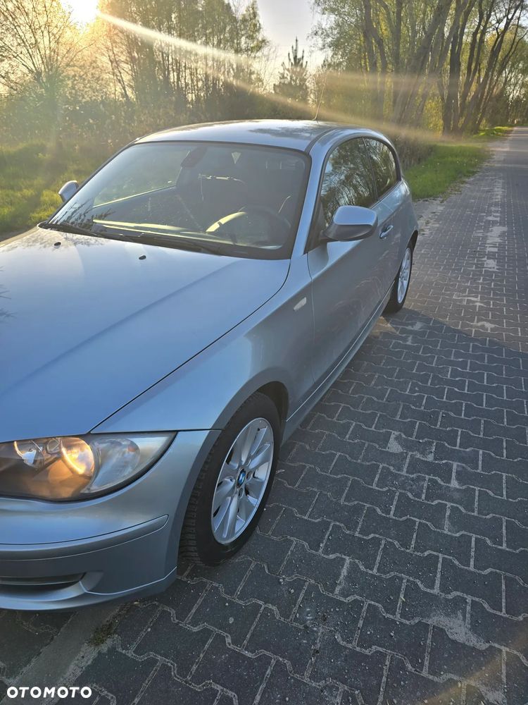 BMW Seria 1 116d DPF - 5