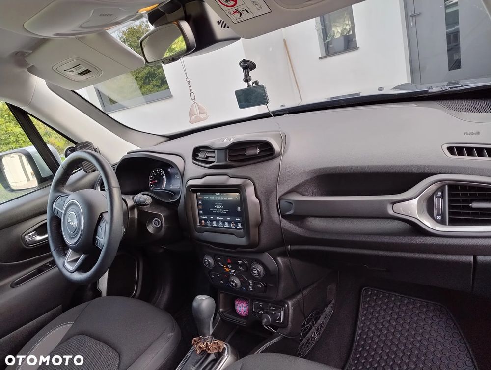 Jeep Renegade 1.5 T4 mHEV Limited FWD S&S DCT - 5