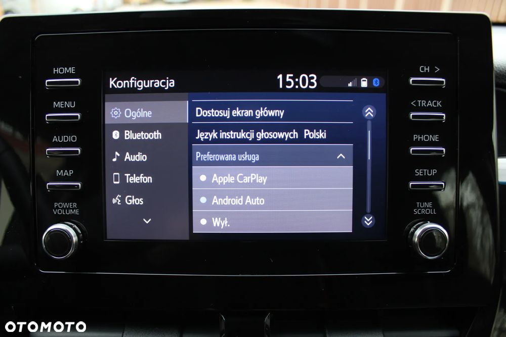 Toyota Camry 2.5 Hybrid Comfort CVT - 22