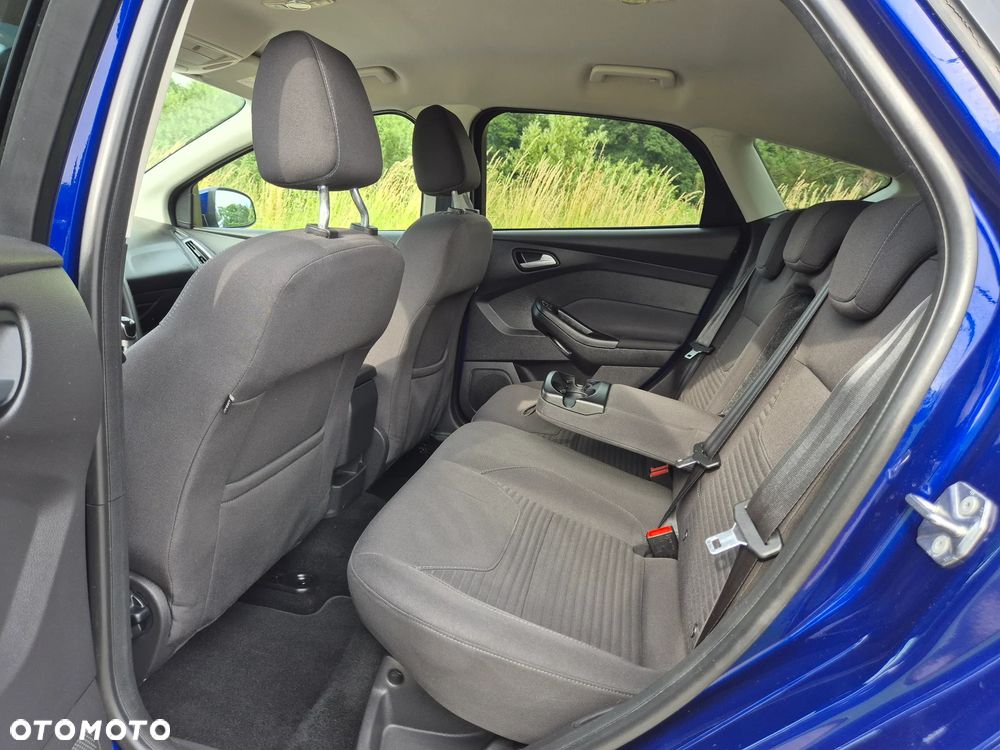 Ford Focus - 35