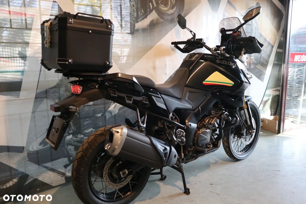 Suzuki V-STROM - 24