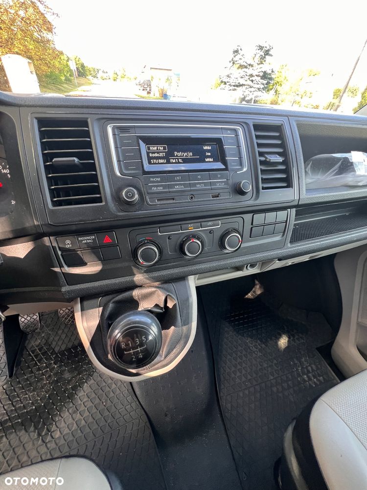 Volkswagen Transporter T6 TDI L2H1 - 25