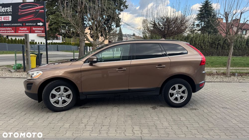 Volvo XC 60 2.4D AWD Momentum - 39