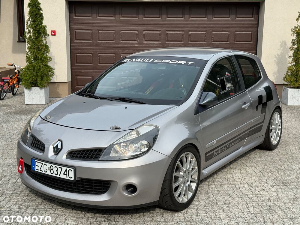 Renault Clio - 1