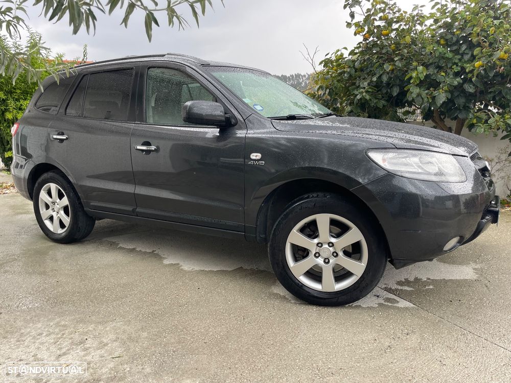 Hyundai Santa Fe 2.2 CRDi 4WD Style Aut. - 4
