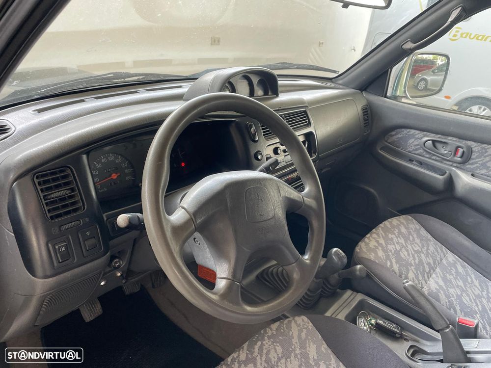 Mitsubishi L200 2.5 TD Strada - 10