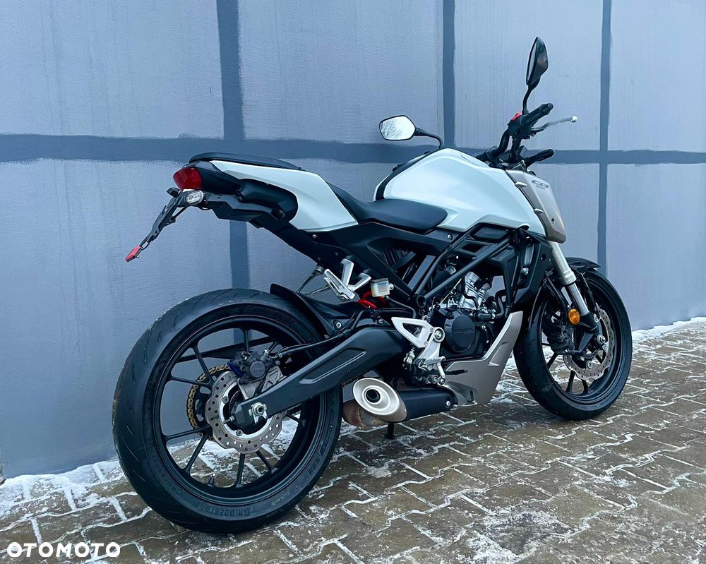 Honda CB - 3
