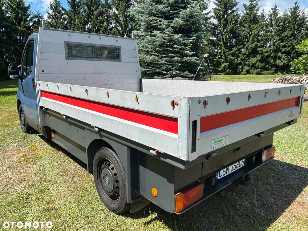 Opel Vivaro - 14