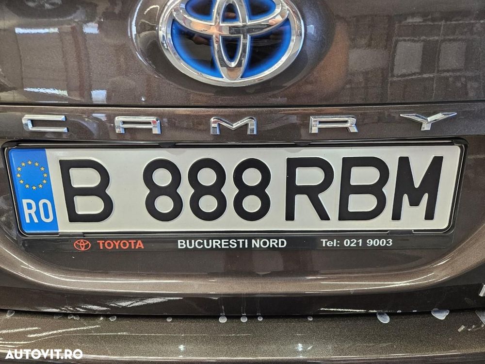 Toyota Camry 2.5 Business - 16