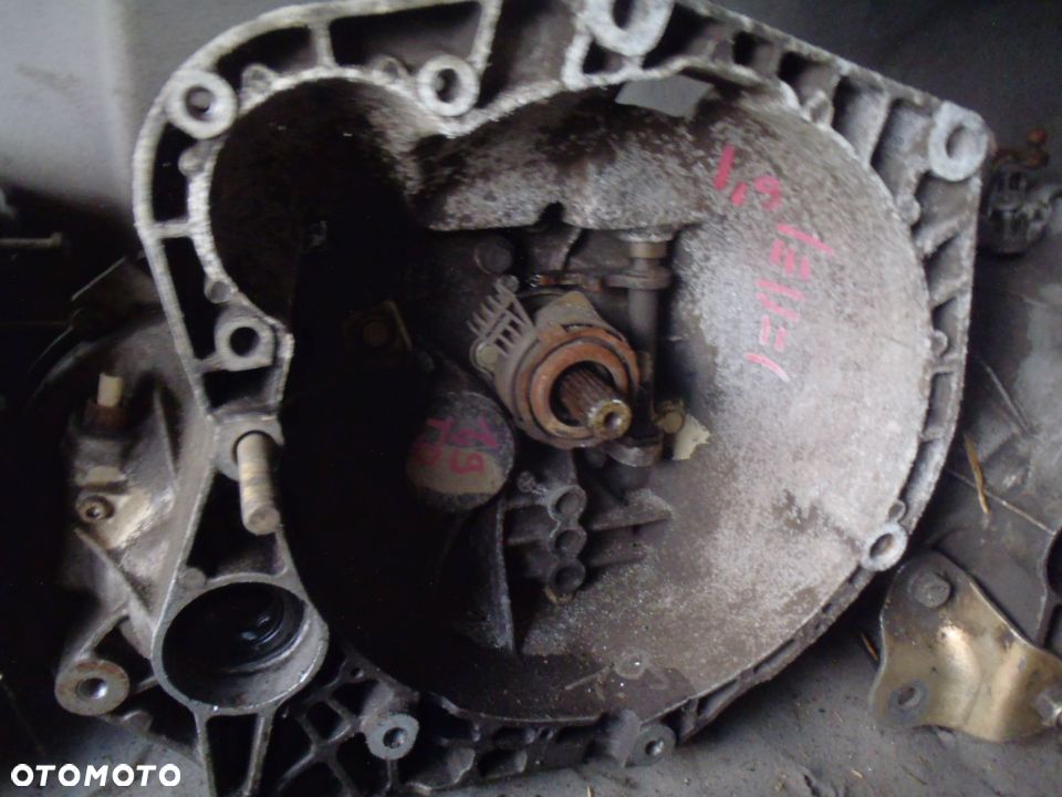 skrzynia biegów punto II III grande punto evo doblo fiorino Qubo strada mito 1.3 multijet  mam wszystkie części do tego modelu - 2