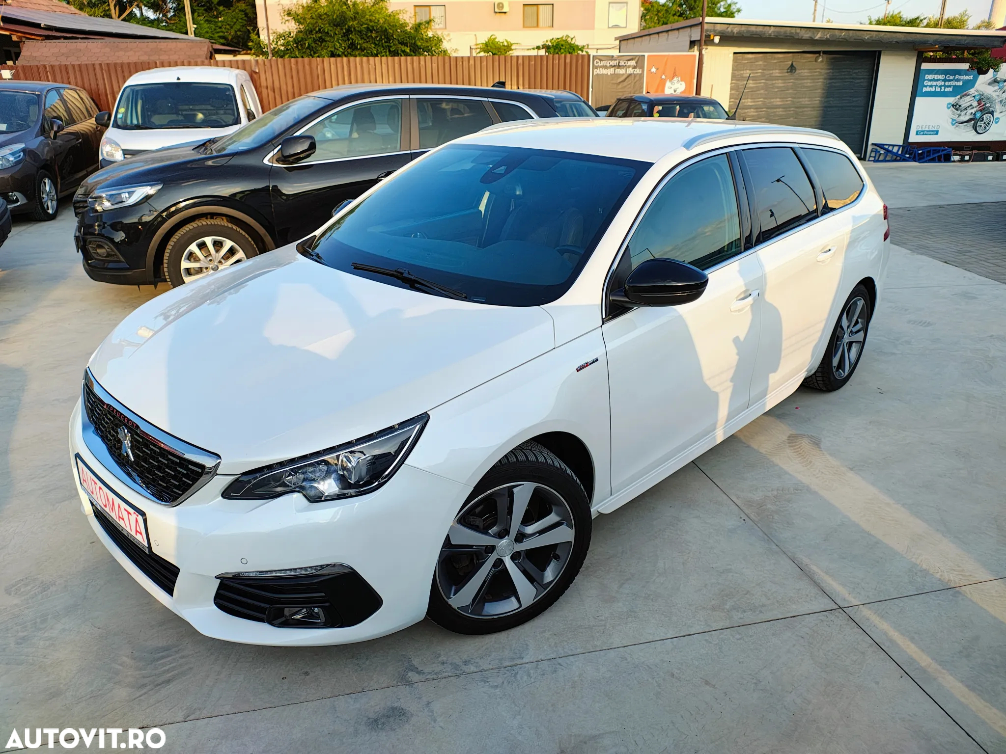 Peugeot 308 PureTech 130 EAT8 GT - 33