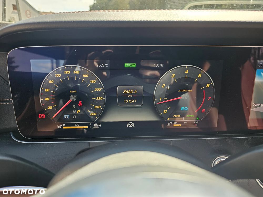 Mercedes-Benz Klasa E - 23